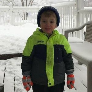 Meet your Posher, Edgardo